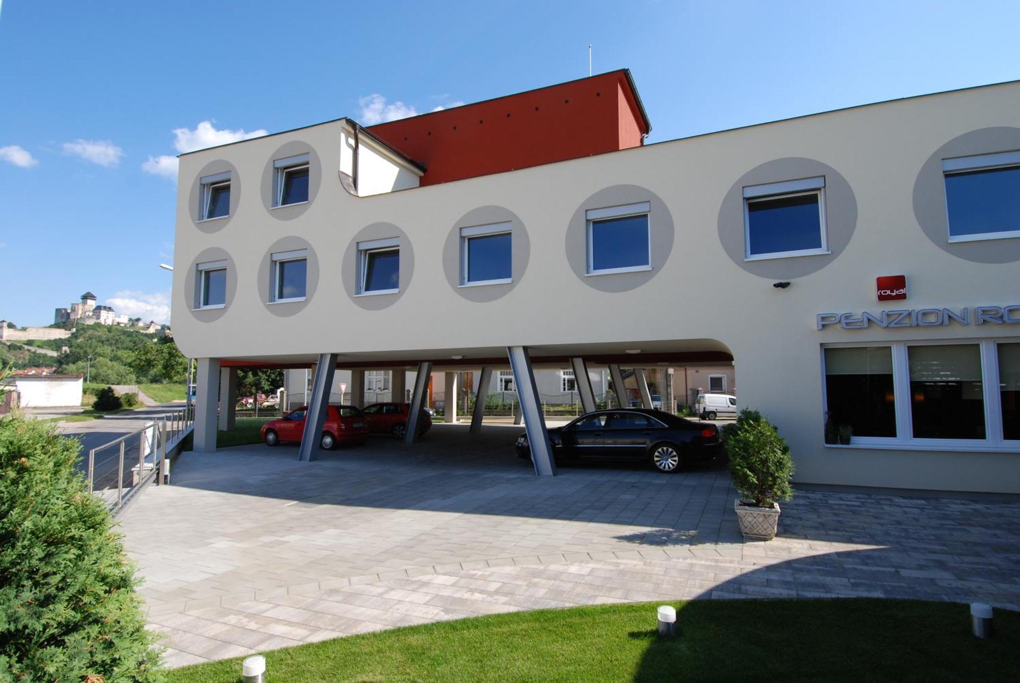Penzion Royal Trenčín Exterior foto